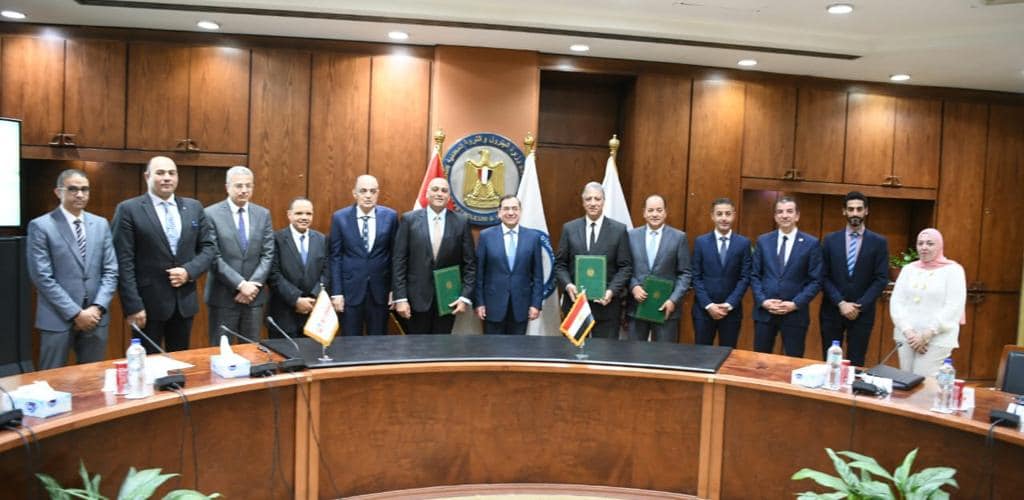 البترول تتعاون مع جهاز تنمية المشروعات لدعم المشروعات الصغيرة والمتوسطة