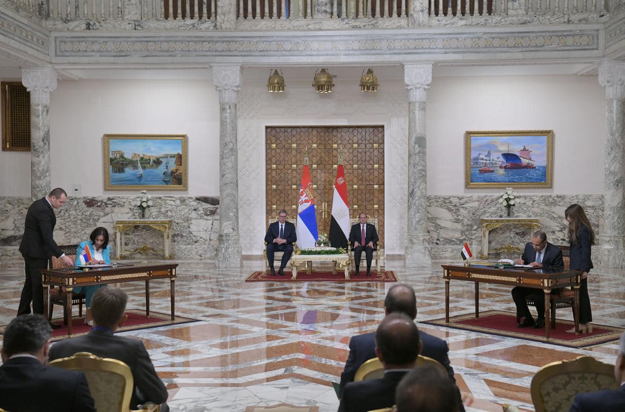 الرئيس السيسي يستقبل نظيره الصربي