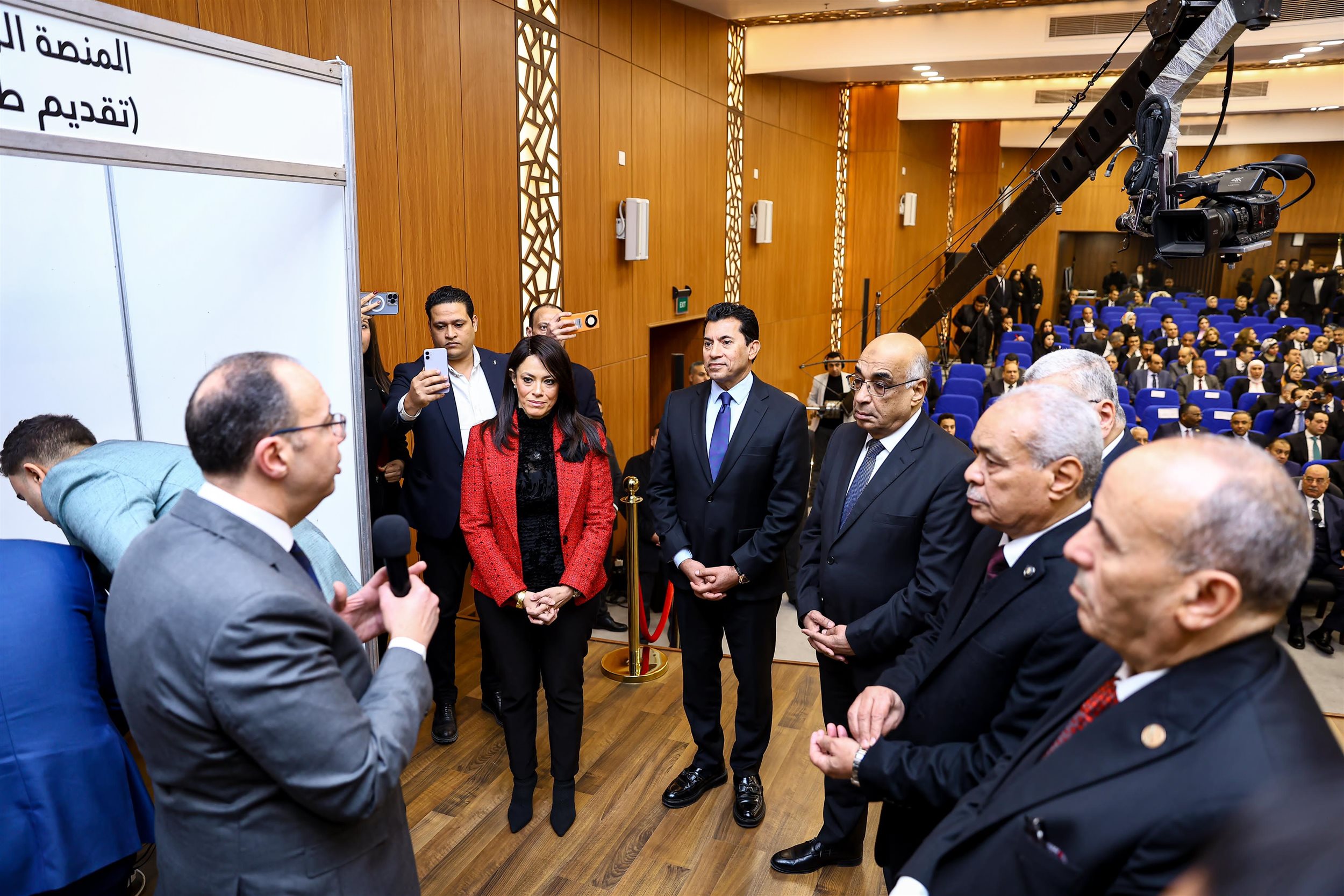 المشاط تشهد إطلاق مشروعي التصويت الإلكتروني وبرنامج الشكاوى بالنيابة الادارية
