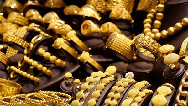 “Gold Price Decreases in Local Market on May 9, 2023: Karat 24 at 2869-2903 Egyptian Pounds”